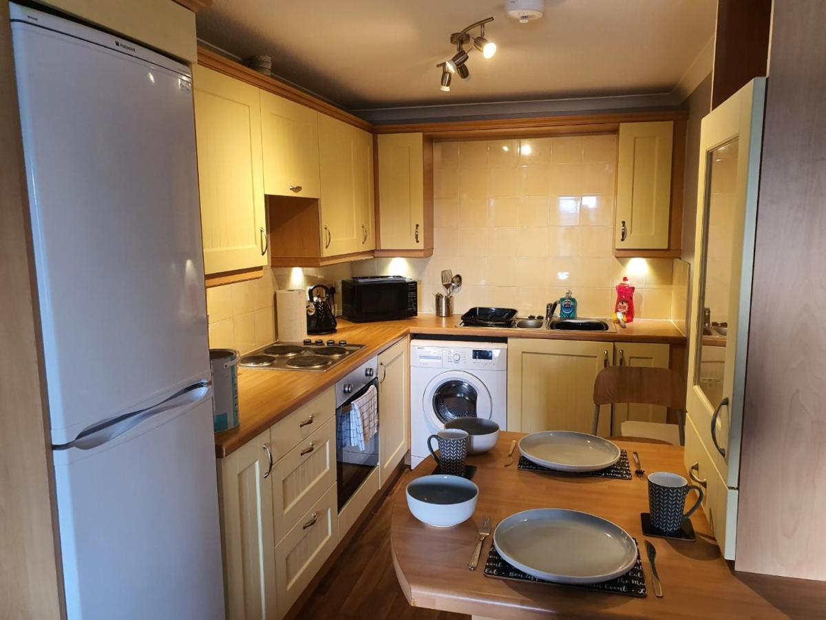 The Bell Apartment. Modern, Stylistic & Luxurious Falkirk Exterior photo
